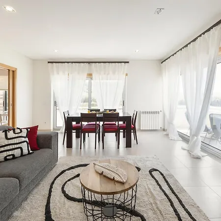 Apartment House Nazare